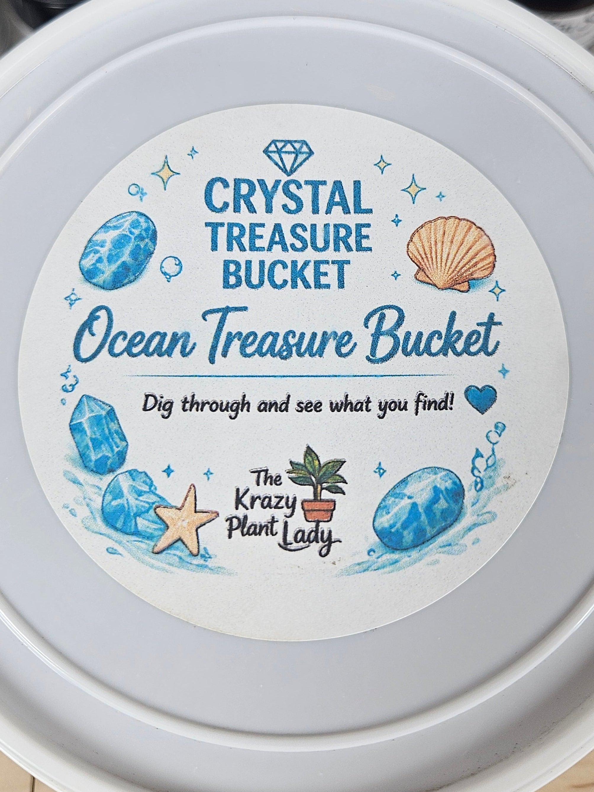 Ocean Crystal Treasure Bucket